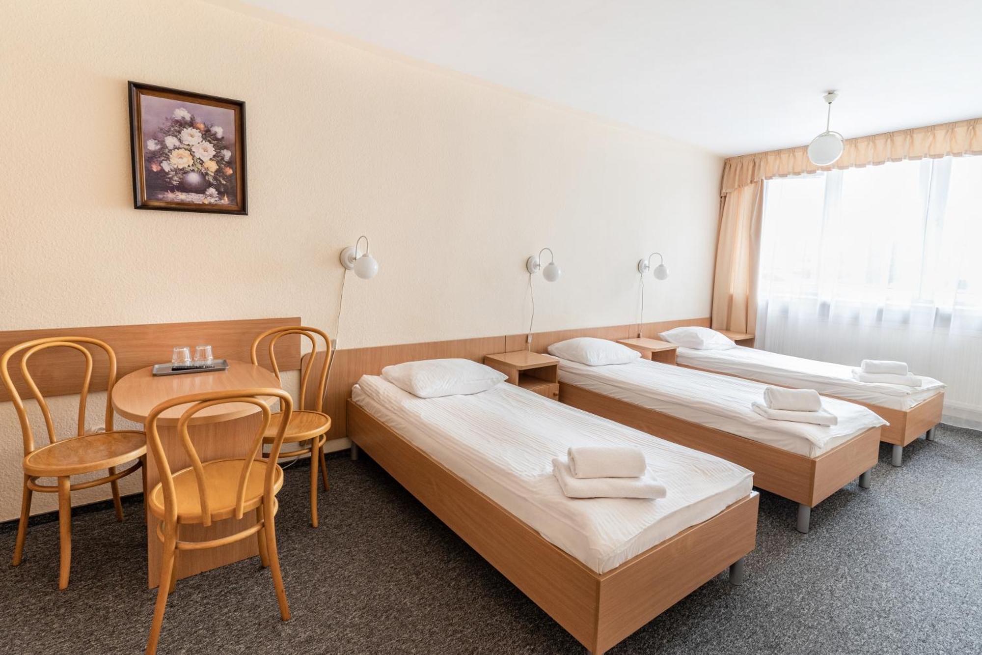 Hotel Alf Krakow Ngoại thất bức ảnh