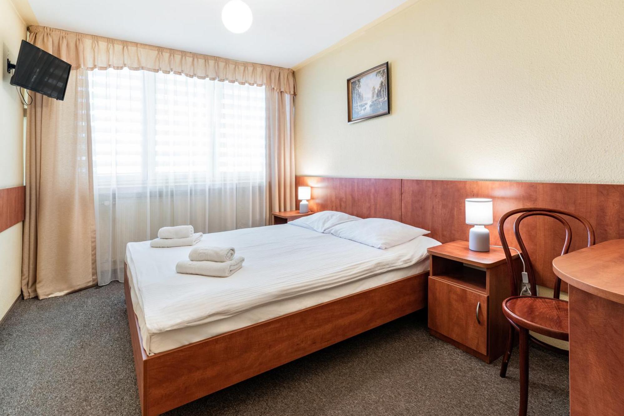 Hotel Alf Krakow Ngoại thất bức ảnh