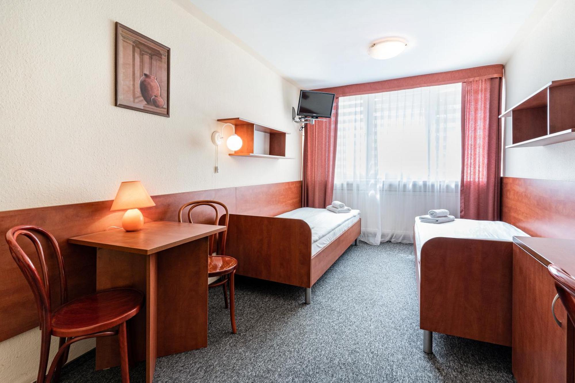 Hotel Alf Krakow Ngoại thất bức ảnh
