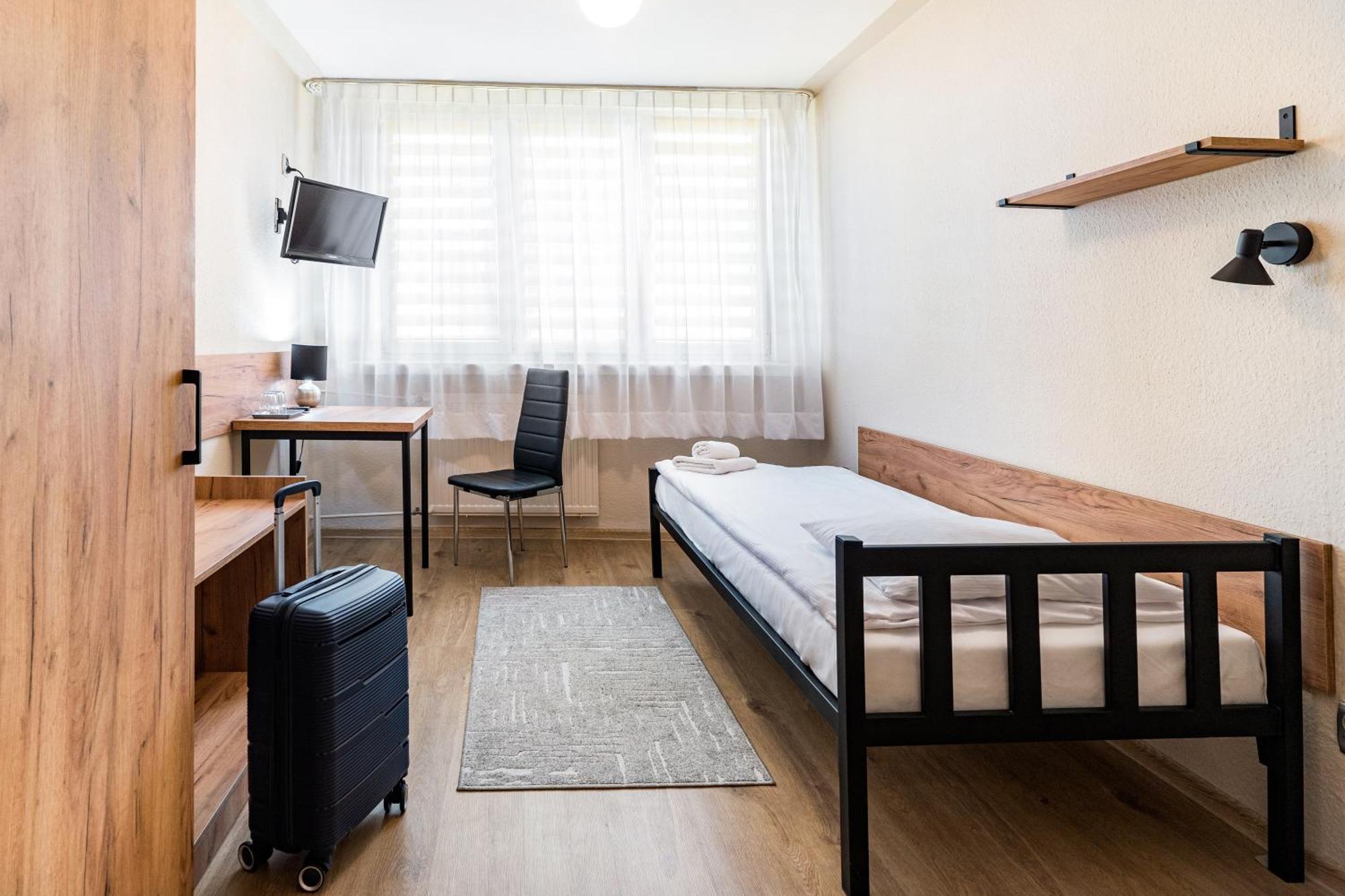 Hotel Alf Krakow Ngoại thất bức ảnh