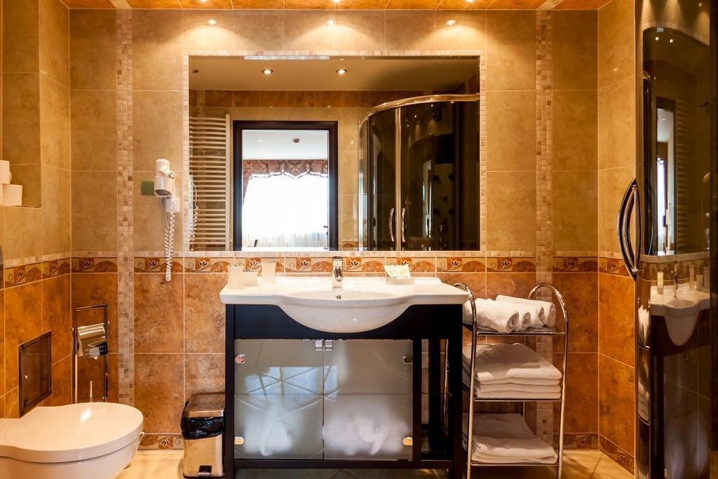 Hotel Alf Krakow Ngoại thất bức ảnh